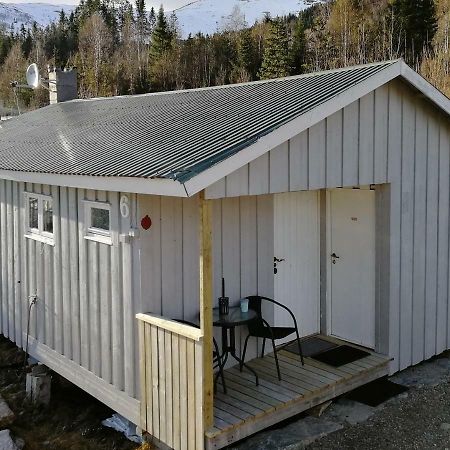 Smordal Hytteutleie Og Camping Hotel Nordfjordeid Buitenkant foto